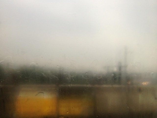 photo image paysage sous la pluie
